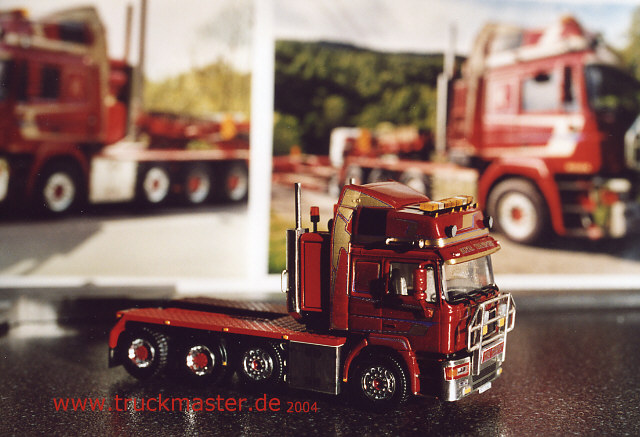 AF 8x4/ 4