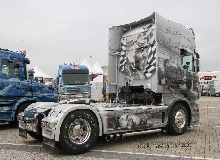 Scania V8 580